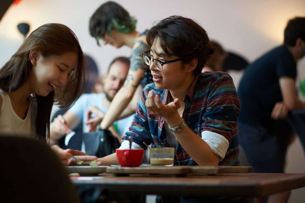 customers at Momoichi