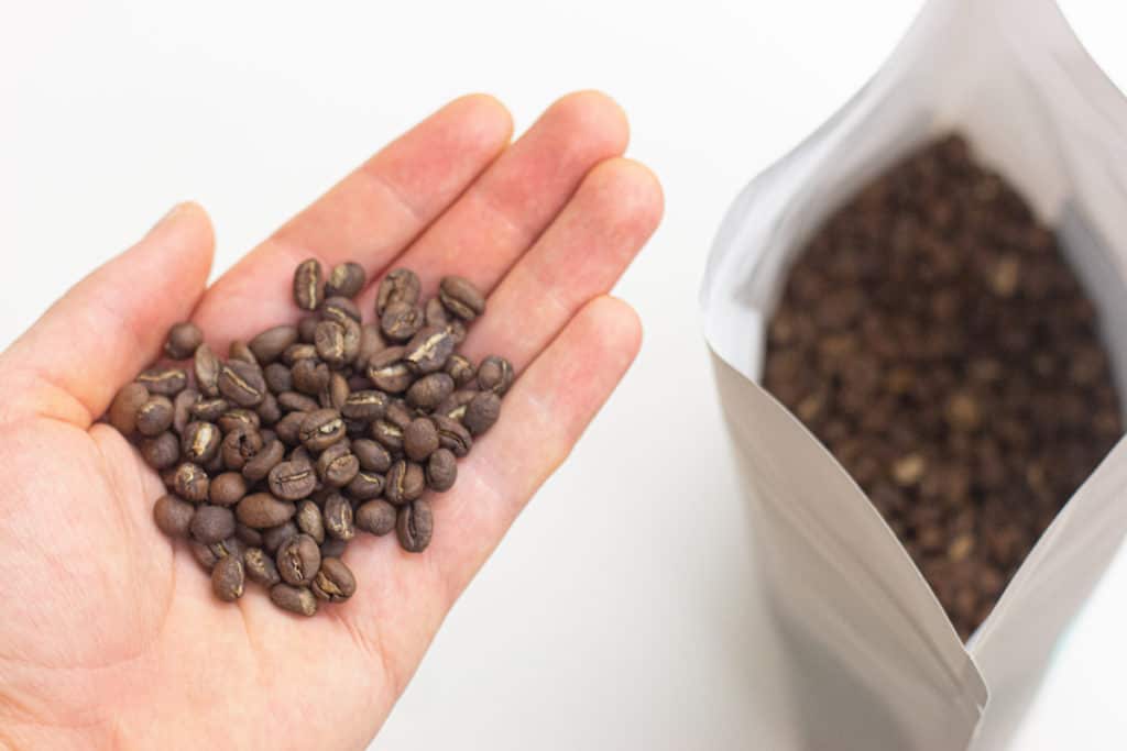 How To Make Flat White At Home (Using The AeroPress)