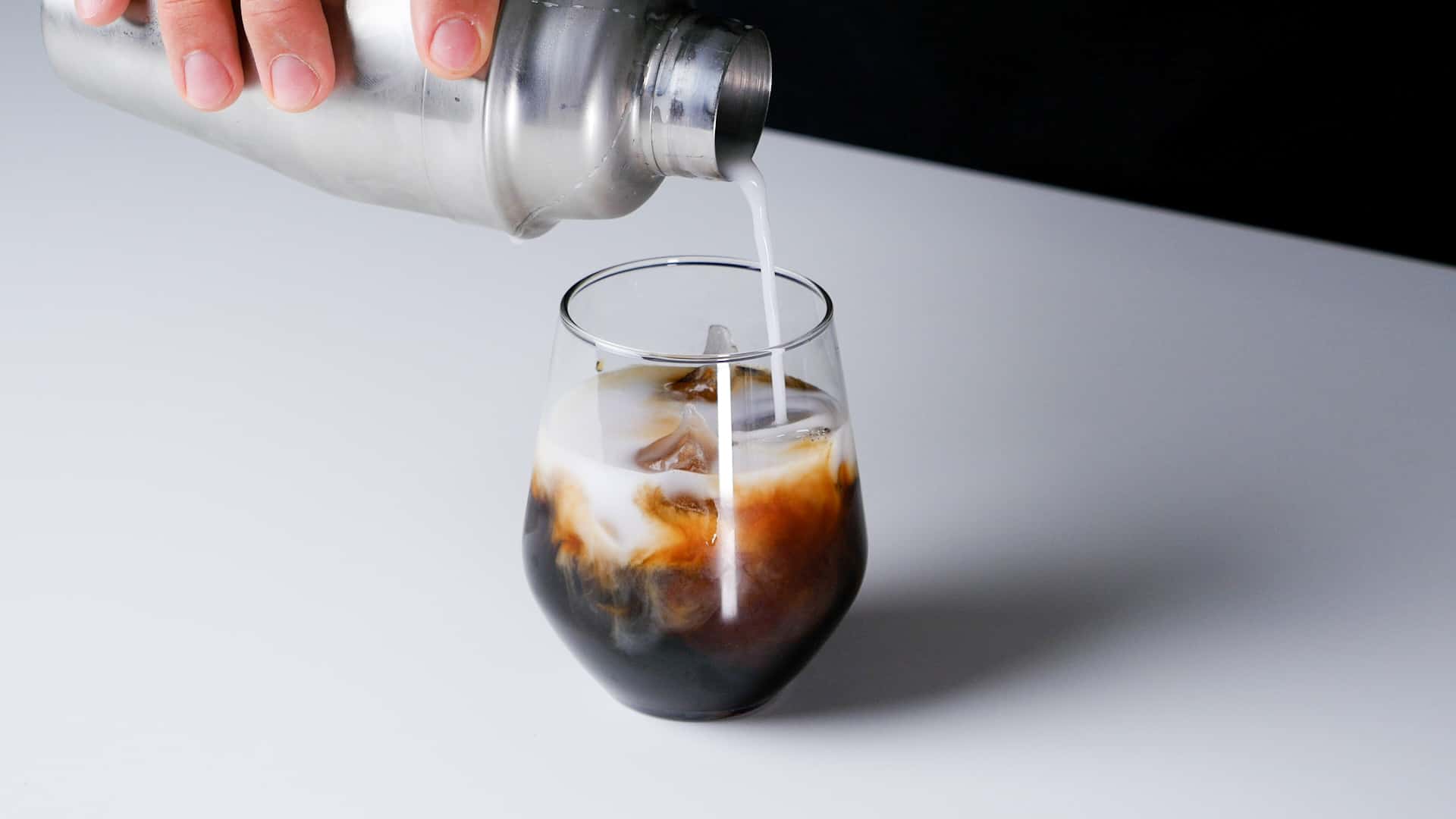 5 Cold Brew Coffee Drinks (Easy & Delicious Recipes) - ECT