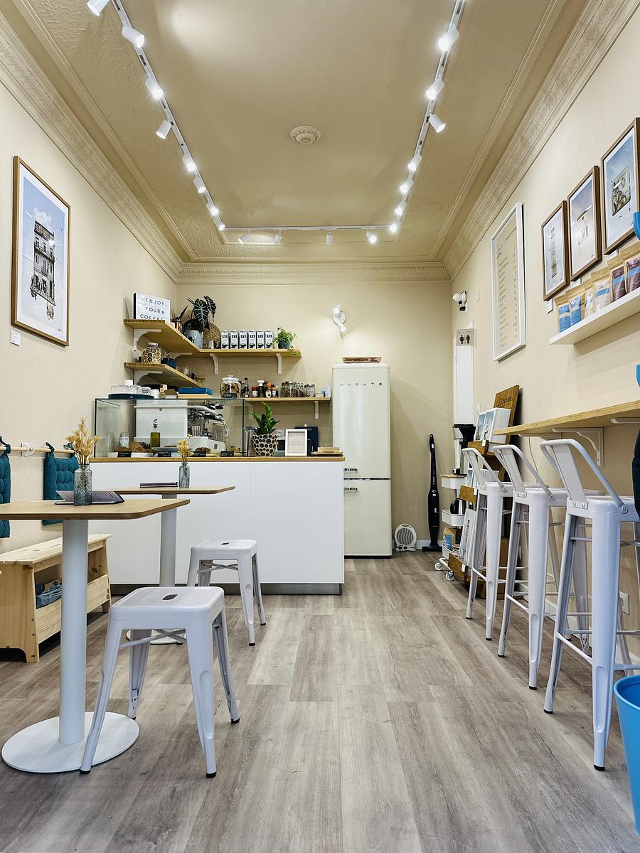 the-happiest-coffee-lisbon-portugal-european-coffee-trip