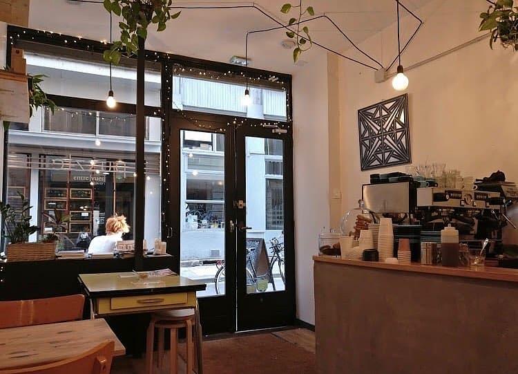 Puzzle Inn - Bar retro gaming by EUROPEAN_COFFEE_TRIP